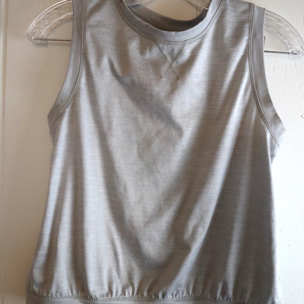 DSG Light Gray Dri-Fit Sleeveless Athletic Tank Top Shirt Girls XL 16